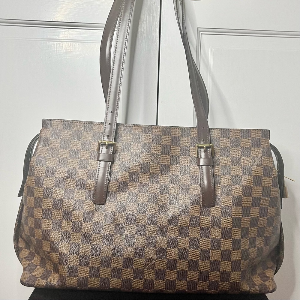 ⚡️SALE⚡️Louis Vuitton Damier Ebene Chelsea Tote Large - Picture 4 of 10